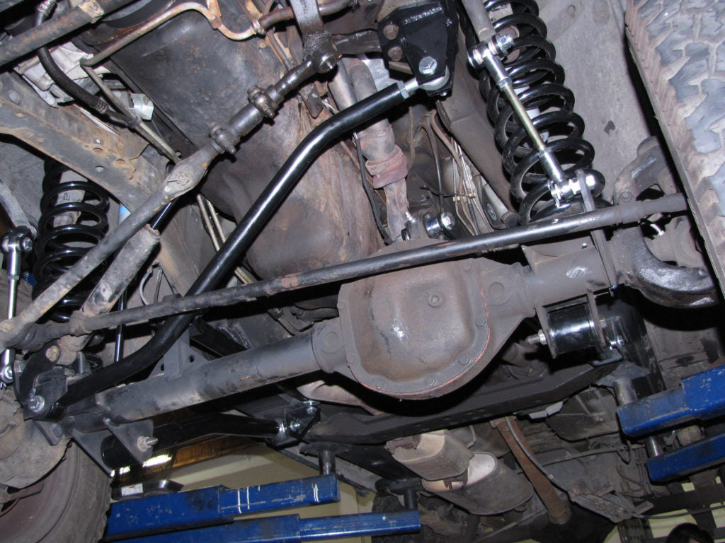The Benefits of an Aftermarket Track Bar - Panhard Rod